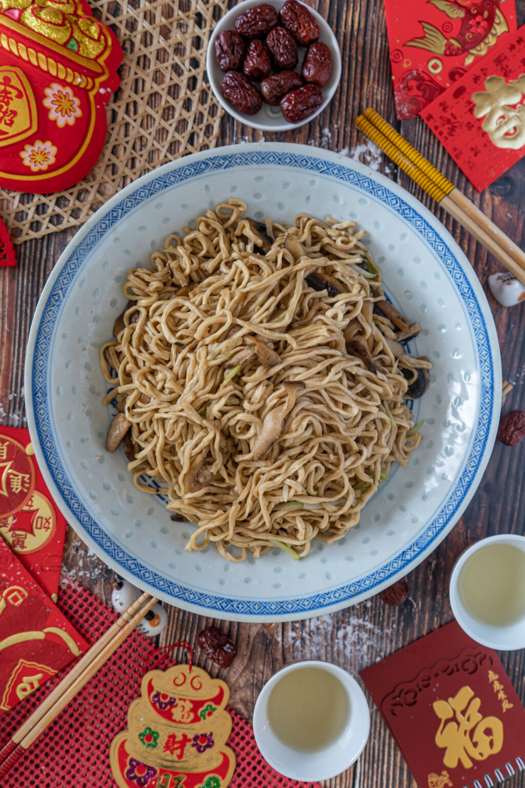 Quick & Easy Longevity Noodles (Yi Mein) Recipe